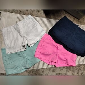 Vineyard Vines Women's Shorts - White, Pink, Navy, Mint Size 0